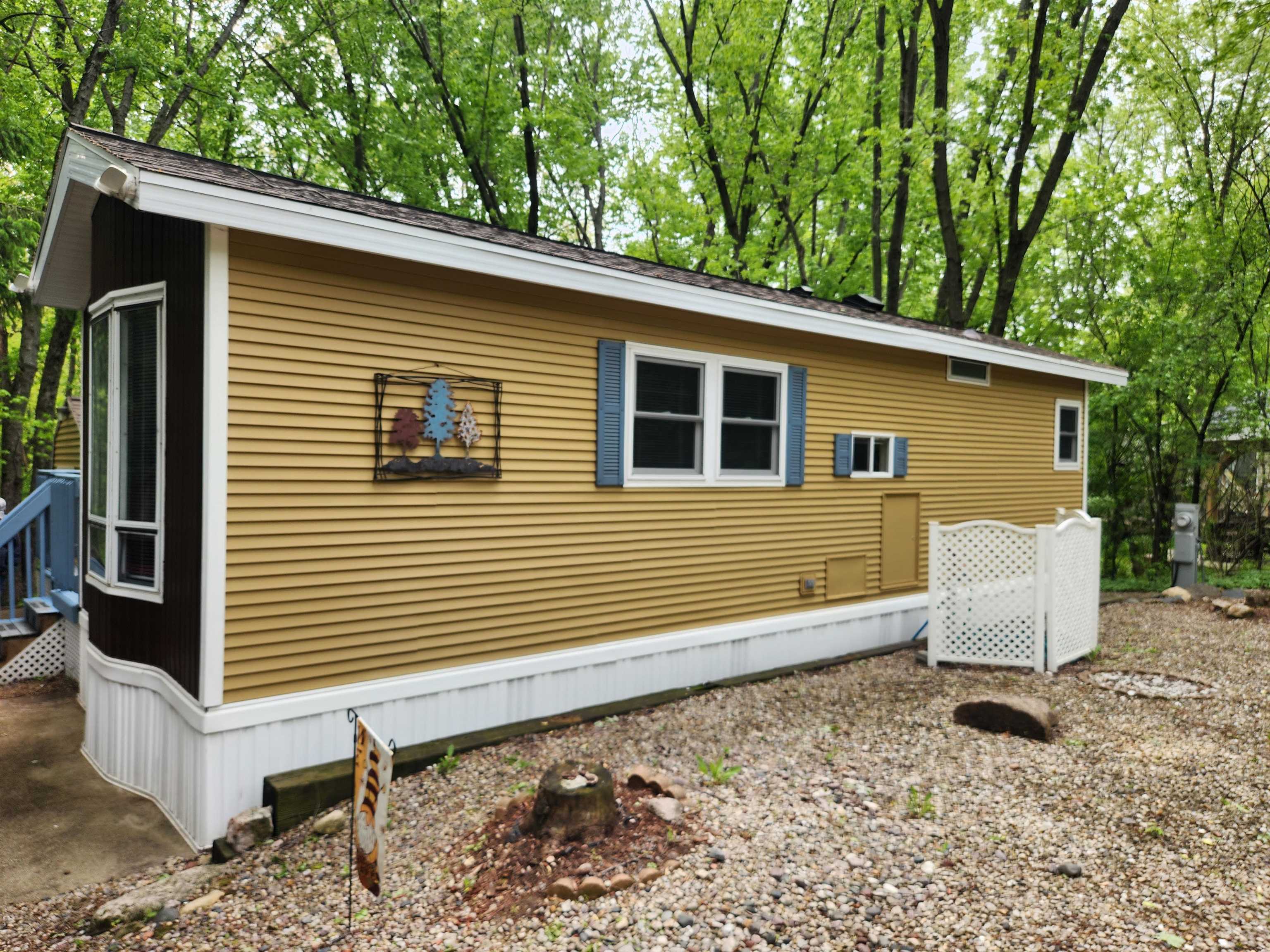 Photo 1 of 21 — 495 Sunset Circle, Edgerton, WI 53534