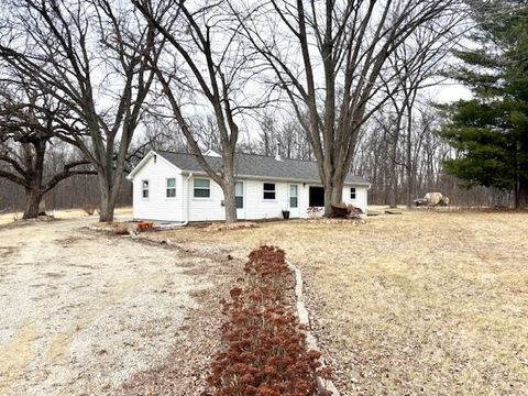 Photo of 5636 S County Road D, Beloit, WI 53511 (MLS # 2017880)