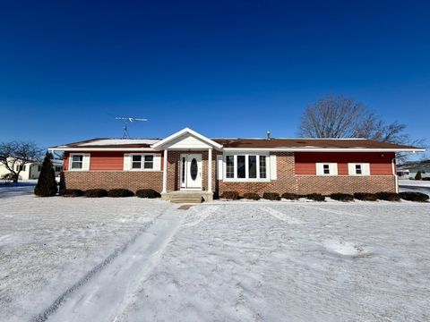 Photo of 207 Cedar Avenue, Brodhead, WI 53520 (MLS # 2015118)