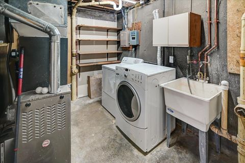 Tiny photo for 10 Ammerman Circle, Madison, WI 53716 (MLS # 2012475)