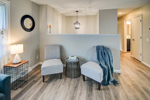 Tiny photo for 10 Ammerman Circle, Madison, WI 53716 (MLS # 2012475)