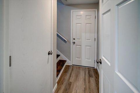 Tiny photo for 10 Ammerman Circle, Madison, WI 53716 (MLS # 2012475)