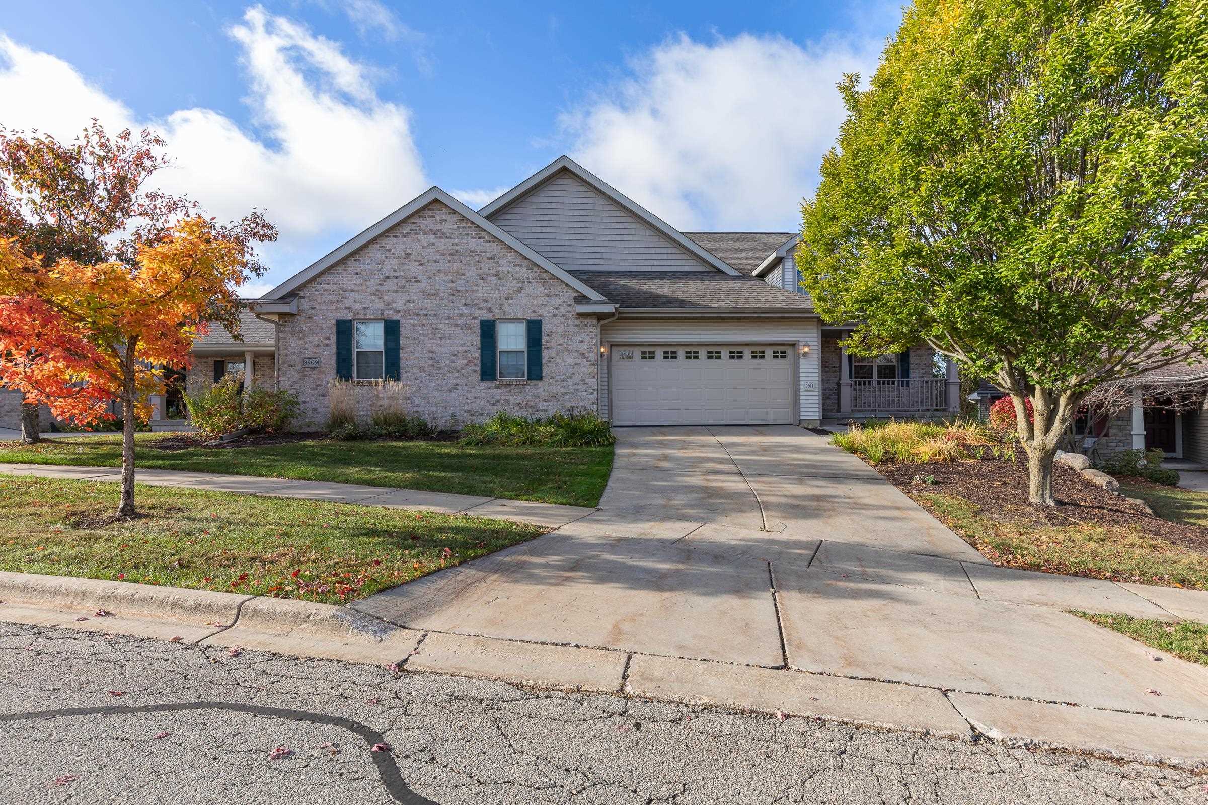 9911 Hawks Nest Drive