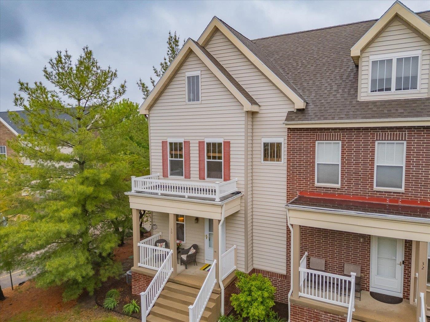 30 S Gardens Way