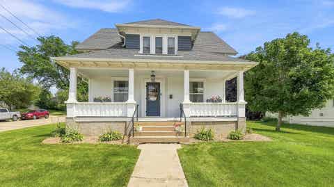 Photo of 843 Wells Street, Darlington, WI 53530 (MLS # 2029992)