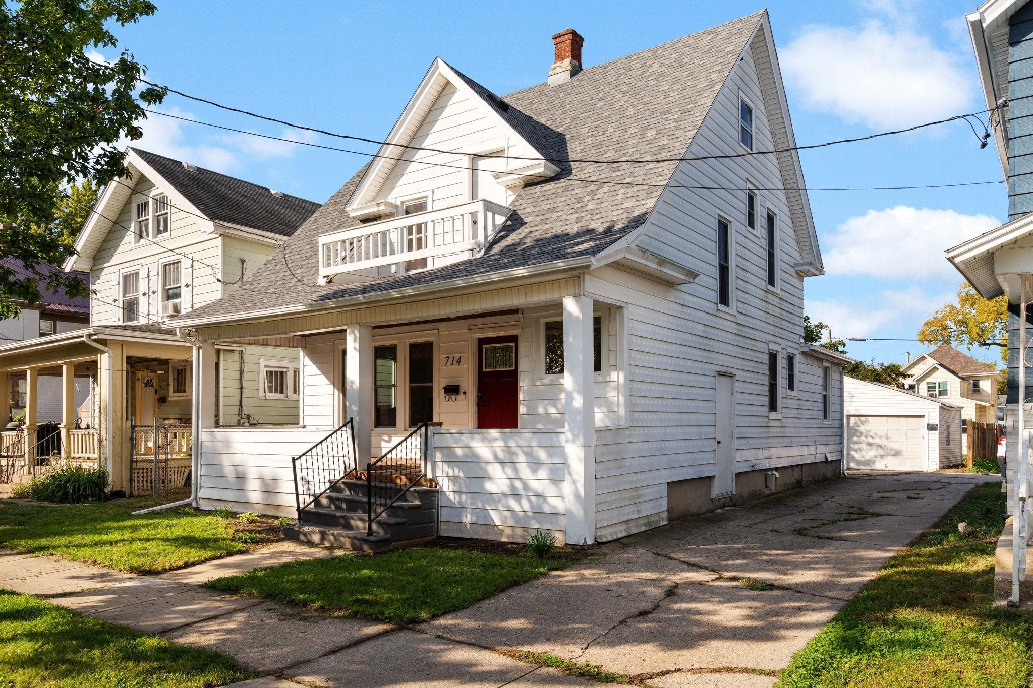 714 Vine Street