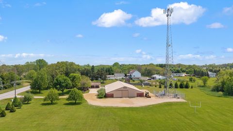 Photo of W8287 County Road P, Pardeeville, WI 53954 (MLS # 2023738)