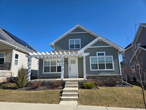 Photo of 2914 Mizuna Drive, Fitchburg, WI 53711 (MLS # 2018414)