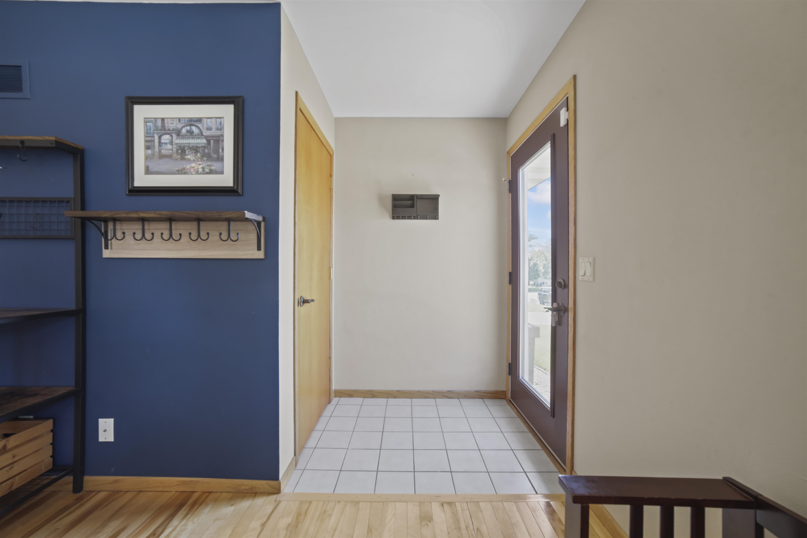929 4th Street - Photo 3