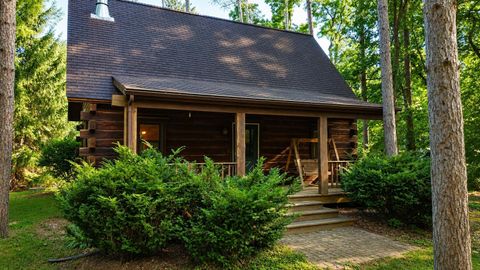 Photo of N3994 Brown Deer Drive, Brodhead, WI 53520 (MLS # 2027013)