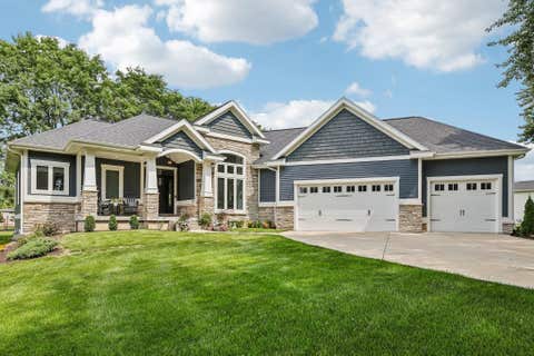 Photo of 4538 E Oak Lane, Windsor, WI 53598 (MLS # 2030943)