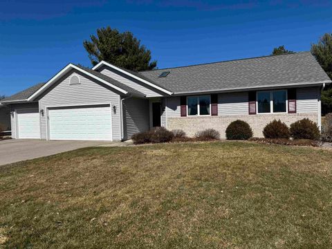 Photo of 2070 Cobblestone Court, Beloit, WI 53511 (MLS # 2018299)