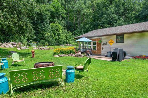 Tiny photo for N4419 Poplar Street, Poy Sippi, WI 54967 (MLS # 2006041)