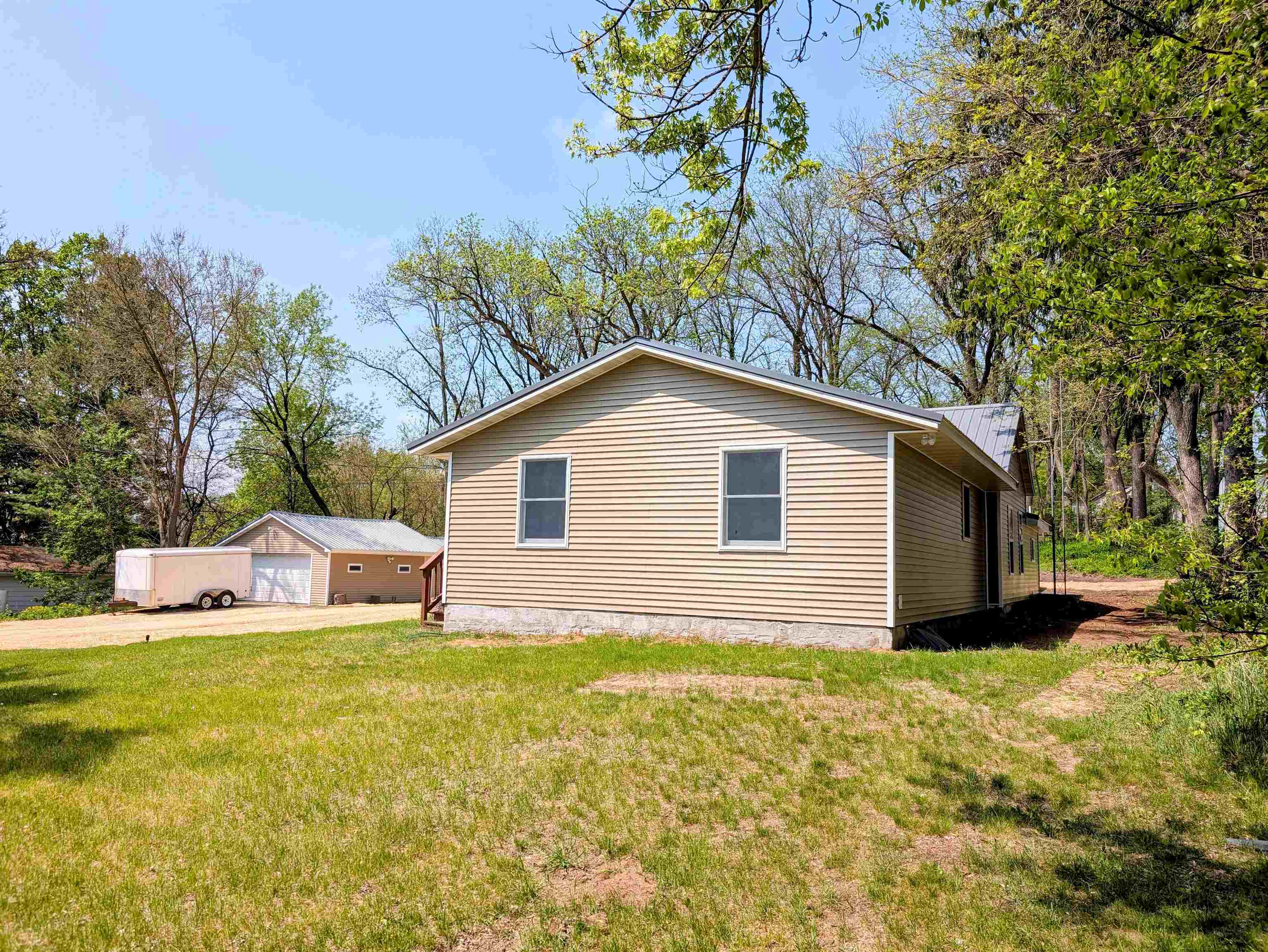 Montello, Wisconsin 53949, United States, 3 Bedrooms Bedrooms, ,2 BathroomsBathrooms,Residential,Active,133626