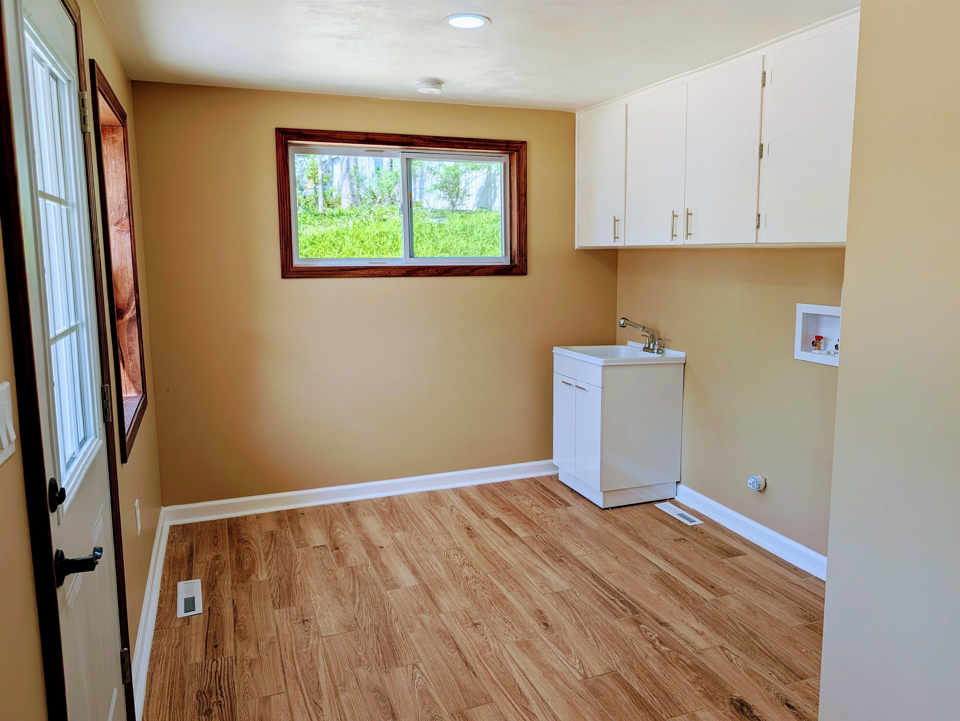 Montello, Wisconsin 53949, United States, 3 Bedrooms Bedrooms, ,2 BathroomsBathrooms,Residential,Active,133626