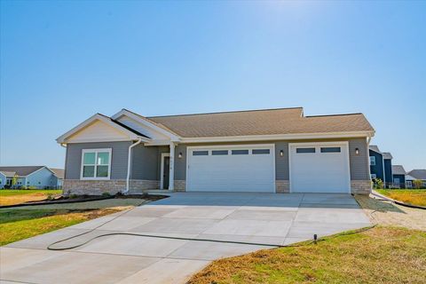Photo of 6674 Warner Farm Drive, DeForest, WI 53532 (MLS # 2009527)