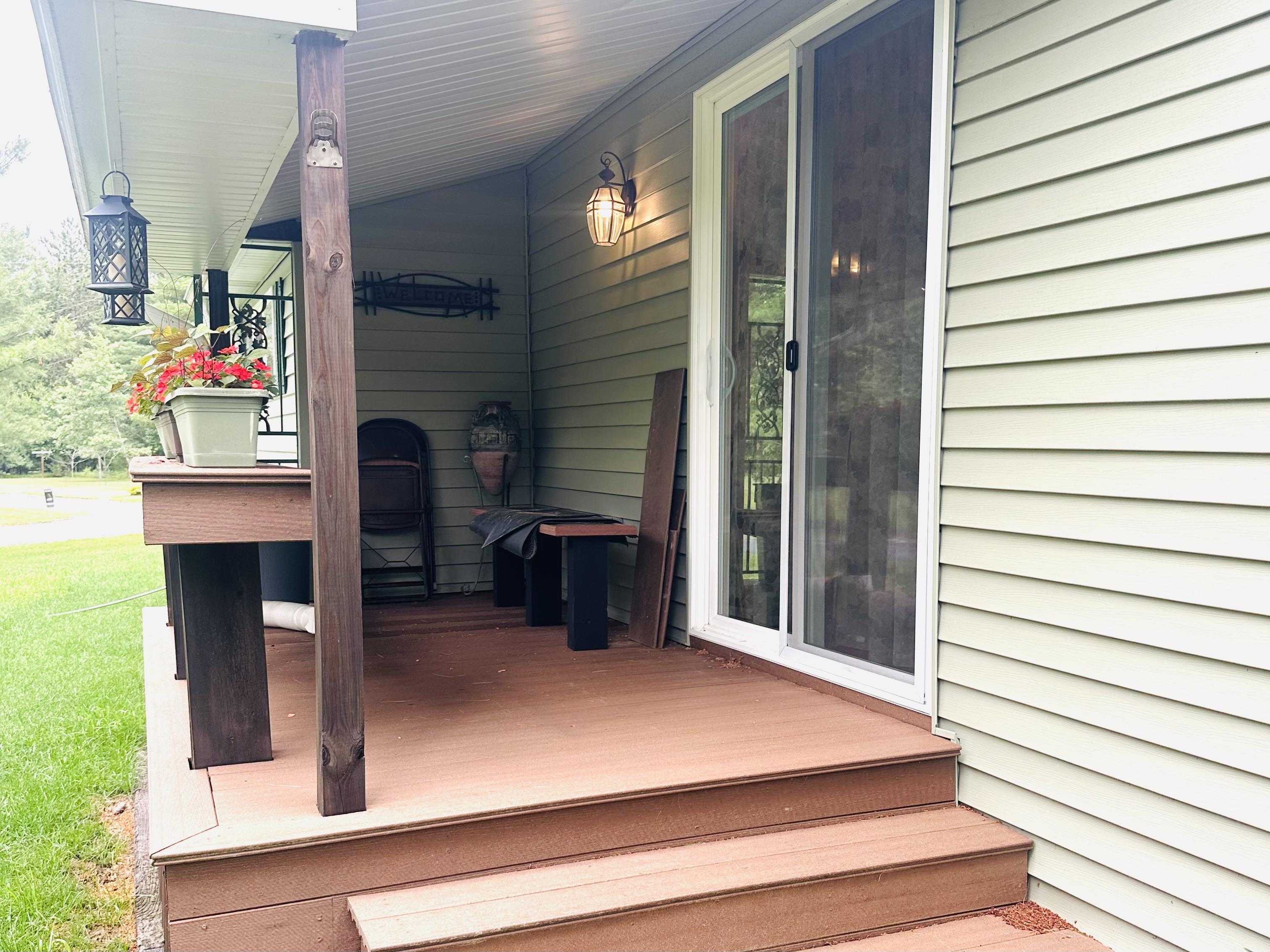 Friendship, Wisconsin 53934, United States, 2 Bedrooms Bedrooms, ,1 BathroomBathrooms,Residential,Active,184478