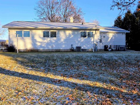 Tiny photo for 29 Lawndale Avenue, Ripon, WI 54971 (MLS # 2013142)