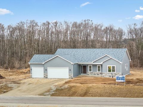 Photo of 3286 W Prairie Grove Lane, Beloit, WI 53511 (MLS # 2002742)