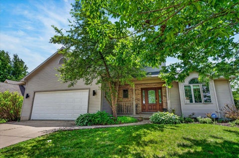 Photo of 7129 Countrywood Lane, Madison, WI 53719 (MLS # 2025852)