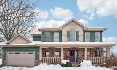 Photo of 311 Tvedt Drive, Mount Horeb, WI 53572 (MLS # 2013612)