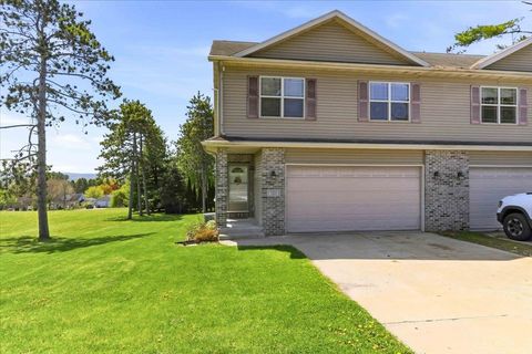 Photo of 121 Madison Avenue, Baraboo, WI 53913 (MLS # 2022425)