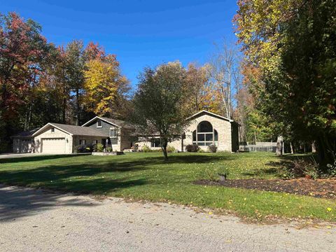 Photo of 450 Marine Lane, Peshtigo, WI 54157 (MLS # 2011470) Photo of 450 Marine Lane, Peshtigo, WI 54157 (MLS # 2011470)