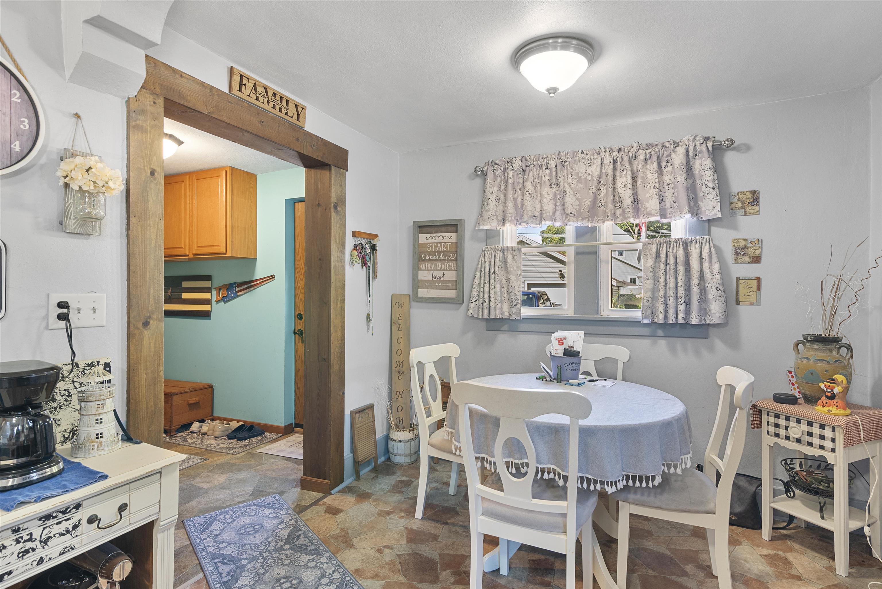 Beloit, Wisconsin 53511, United States, 3 Bedrooms Bedrooms, ,2 BathroomsBathrooms,Residential,Active,220378