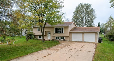 Photo of 928 Pfaff Parkway, Sparta, WI 54656 (MLS # 2034175)