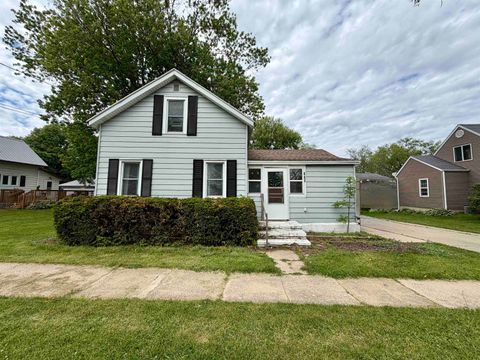 Photo of 320 W Brodhead Street, Orfordville, WI 53576 (MLS # 2023070)