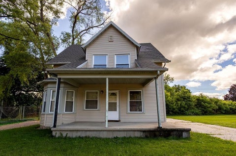 Photo of 2017 S Nelson Avenue, Beloit, WI 53511 (MLS # 2026216)