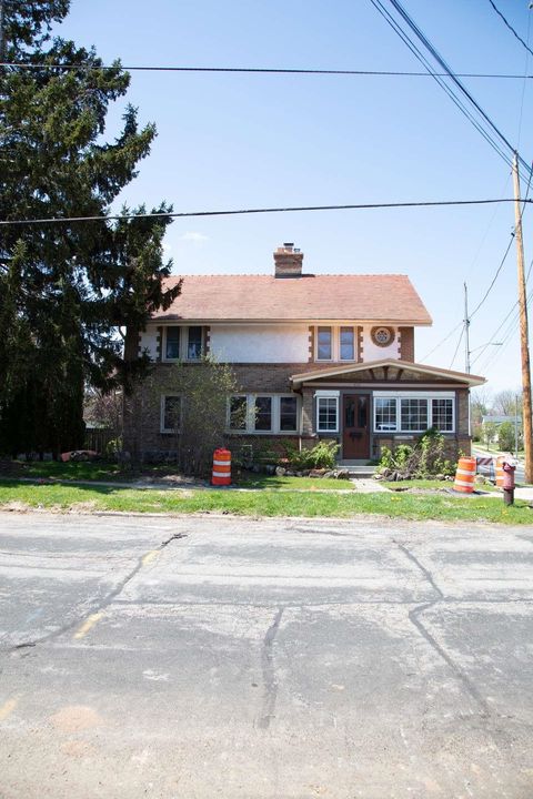 Photo of 414 Dewey Street, Watertown, WI 53094 (MLS # 2022739)