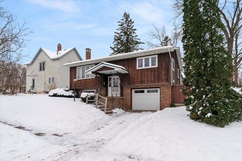 Photo of 215 W South Street, Viroqua, WI 54665 (MLS # 2013591)