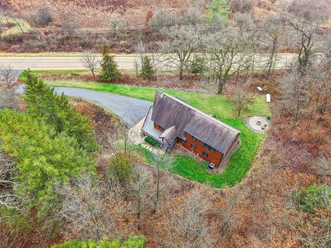 Tiny photo for 4050 County Road Y, Dodgeville, WI 53533 (MLS # 2012641)