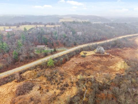 Tiny photo for 4050 County Road Y, Dodgeville, WI 53533 (MLS # 2012641)