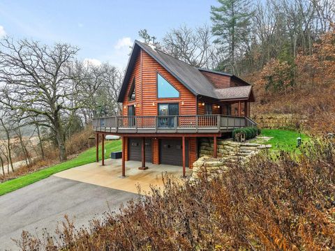 Tiny photo for 4050 County Road Y, Dodgeville, WI 53533 (MLS # 2012641)