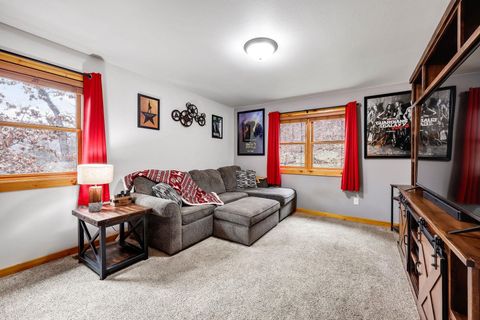 Tiny photo for 4050 County Road Y, Dodgeville, WI 53533 (MLS # 2012641)