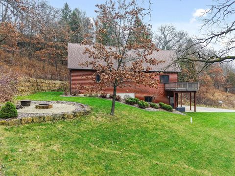 Tiny photo for 4050 County Road Y, Dodgeville, WI 53533 (MLS # 2012641)