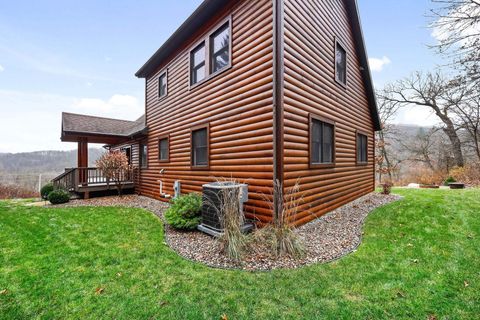 Tiny photo for 4050 County Road Y, Dodgeville, WI 53533 (MLS # 2012641)