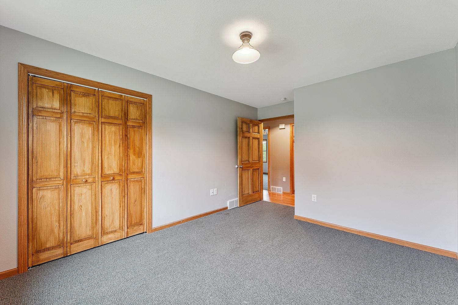 Wisconsin Dells, Wisconsin 53965, United States, 4 Bedrooms Bedrooms, ,3 BathroomsBathrooms,Residential,Active,158736