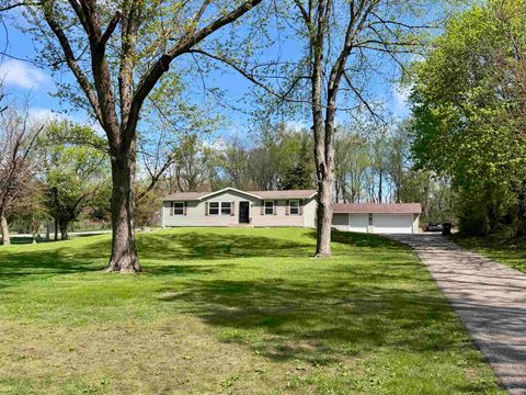 Photo of 11530 W Brandherm Road, Beloit, WI 53511 (MLS # 2021869)