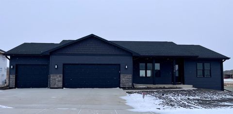 Photo of 110 Windmill Ridge Road, Evansville, WI 53536 (MLS # 2007153)