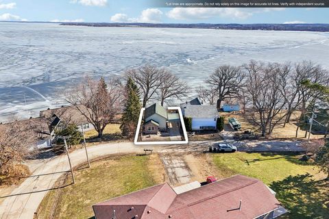 Photo of 11662 N Lakeview Drive, Edgerton, WI 53534 (MLS # 2016944)