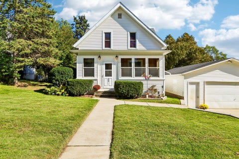 Photo of 319 Sheldon Street, Cambridge, WI 53523 (MLS # 2034274)