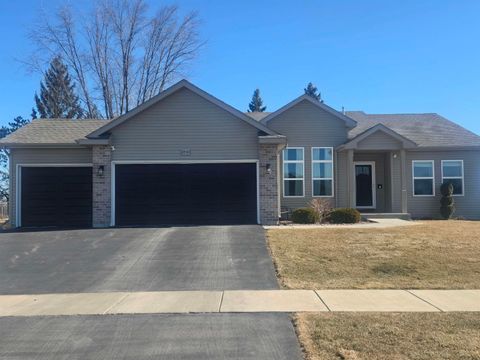 Photo of 2730 McCann Drive, Janesville, WI 53546 (MLS # 2019542)