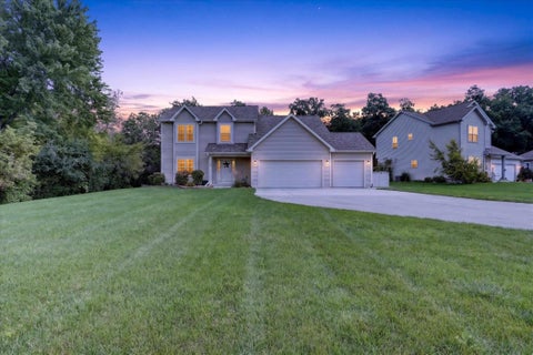 Photo of 185 N Cranberry Street, Elkhorn, WI 53121 (MLS # 2031656)