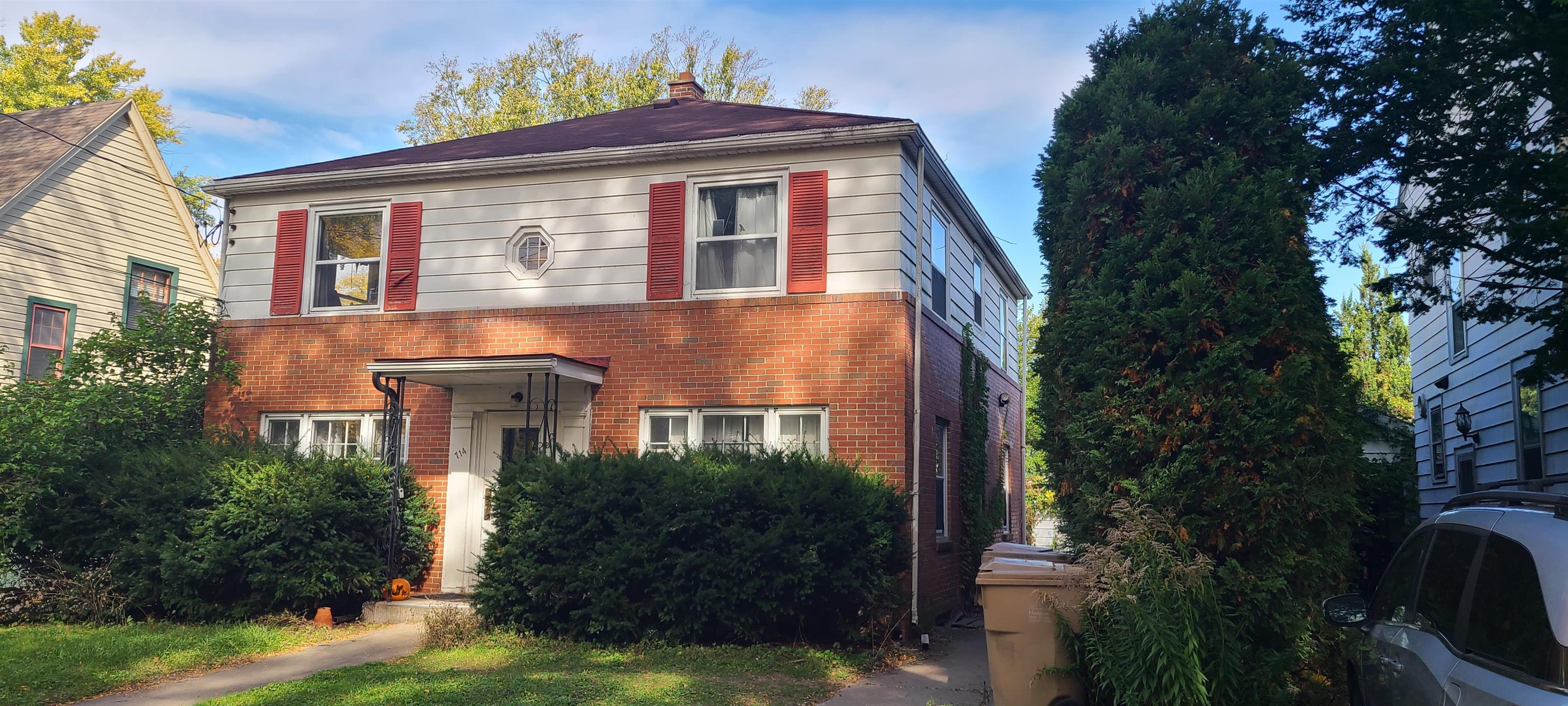 714 Emerson Street