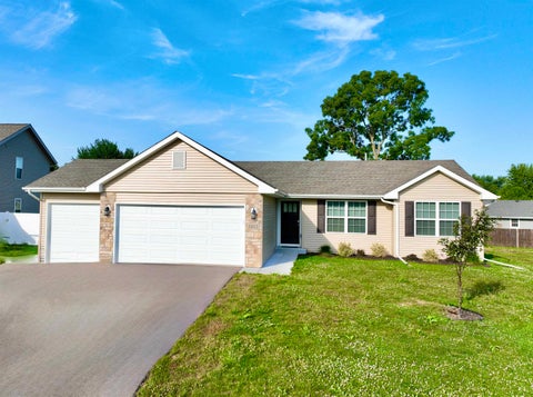 Photo of 1615 Lee Lane, Janesville, WI 53546 (MLS # 2028179)