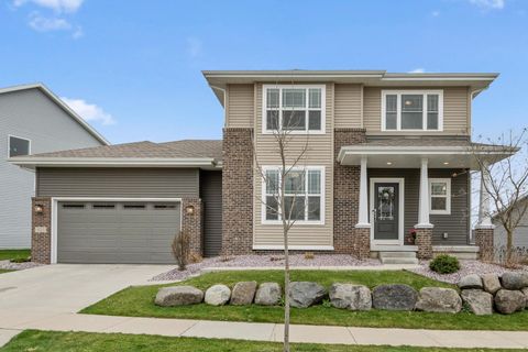 Photo of 9725 Tawny Acorn Drive, Verona, WI 53593 (MLS # 2020162)