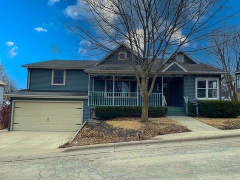 205 S Linn Street, Dodgeville, WI 53533 - #: 1994463
